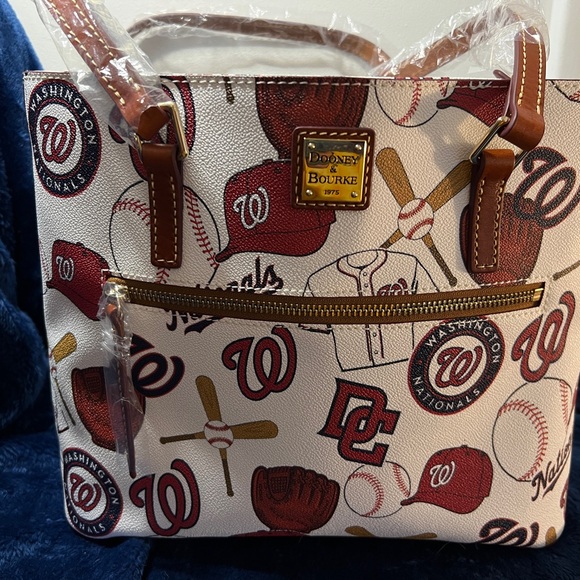 Dooney & Bourke Washington Nationals Tote Bag NWT - Picture 2 of 9